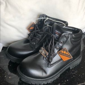 Smith’s Workplace Mountain Boots 🌳 New!!